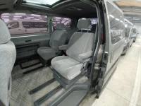 Toyota GRANVIA лот № 30164 оценка 3.5  с аукциона в Японии 9