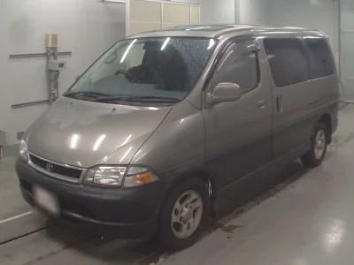Toyota GRANVIA  с аукциона в Японии