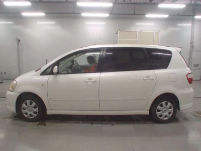 Toyota Ipsum