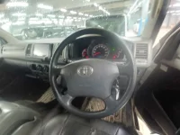 Toyota HIACE VAN лот № 30182 оценка 3  с аукциона в Японии 6