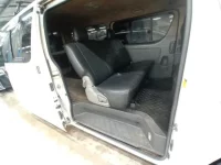 Toyota HIACE VAN лот № 30182 оценка 3  с аукциона в Японии 9