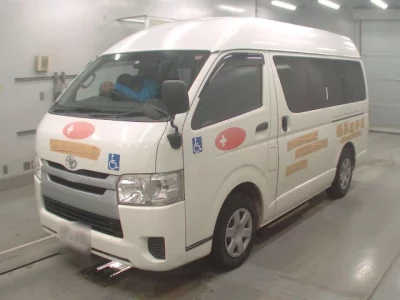 Toyota HiAce Van