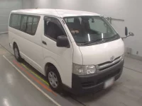 Toyota HIACE VAN лот № 30260 оценка RA  с аукциона в Японии 4