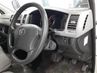 Toyota HIACE VAN лот № 30260 оценка RA  с аукциона в Японии 6