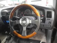 Toyota HILUX SURF лот № 30348 оценка 3.5  с аукциона в Японии 6