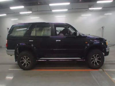 Toyota HILUX SURF  с аукциона в Японии