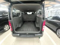 Toyota HIACE VAN лот № 30385 оценка 3.5  с аукциона в Японии 8