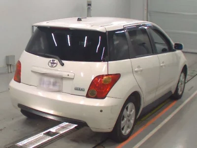 Toyota IST