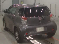 Toyota IQ лот № 10181 оценка 4  с аукциона в Японии 5