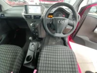 Toyota IQ лот № 10184 оценка 4  с аукциона в Японии 8