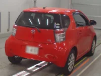 Toyota IQ лот № 10184 оценка 4  с аукциона в Японии 1