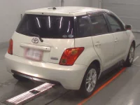 Toyota IST лот № 30090 оценка 3.5  с аукциона в Японии 1