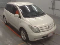 Toyota IST лот № 30090 оценка 3.5  с аукциона в Японии 4