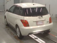 Toyota IST лот № 30090 оценка 3.5  с аукциона в Японии 5