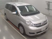 Toyota ISIS лот № 36102 оценка 4  с аукциона в Японии 4