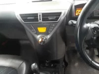 Toyota IQ лот № 50095 оценка 4  с аукциона в Японии 8