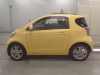 Toyota IQ лот № 50095 оценка 4  с аукциона в Японии 3