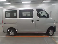 Toyota LITE ACE VAN лот № 30444 оценка 3.5  с аукциона в Японии 2
