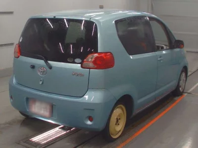 Toyota PORTE  с аукциона в Японии