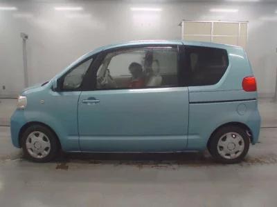 Toyota PORTE  с аукциона в Японии
