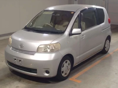Toyota PORTE  с аукциона в Японии