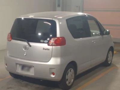 Toyota PORTE  с аукциона в Японии