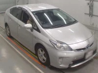 Toyota PRIUS PHV лот № 10138 оценка 3.5  с аукциона в Японии 4