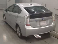 Toyota PRIUS PHV лот № 10138 оценка 3.5  с аукциона в Японии 5