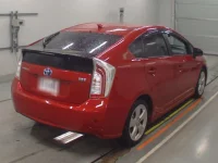 Toyota Prius лот № 30093 оценка R  с аукциона в Японии 1