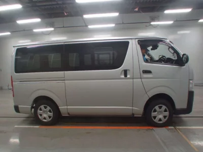 Toyota REGIUS ACE VAN