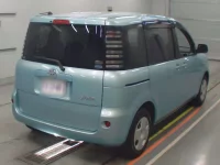 Toyota SIENTA лот № 10261 оценка 4  с аукциона в Японии 1