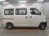 Toyota TOWN ACE VAN лот № 10086 оценка R  с аукциона в Японии 2