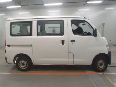 Toyota TOWN ACE VAN  с аукциона в Японии
