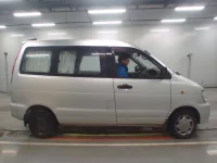 Toyota TOWN ACE NOAH лот № 30067 оценка 3.5  с аукциона в Японии 2