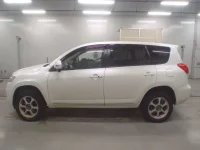 Toyota VANGUARD лот № 30218 оценка RA  с аукциона в Японии 3