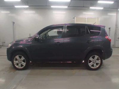 Toyota VANGUARD  с аукциона в Японии