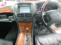 Toyota CELSIOR лот № 10514 оценка 4  с аукциона в Японии 8