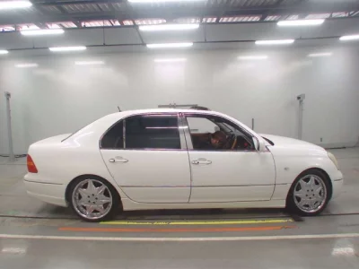 Toyota CELSIOR  с аукциона в Японии