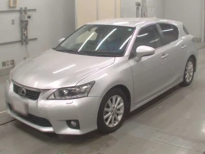 Lexus CT  с аукциона в Японии