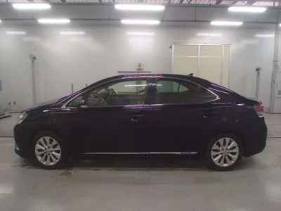 Lexus HS  с аукциона в Японии