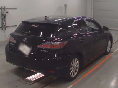 Lexus CT  с аукциона в Японии