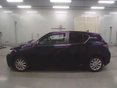 Lexus CT  с аукциона в Японии