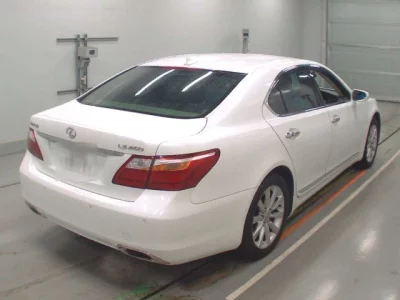 Lexus LS460L