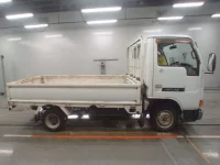 Nissan ATLAS лот № 33032 оценка 3  с аукциона в Японии 2