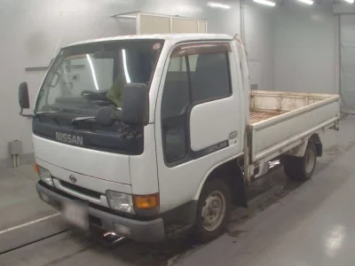 Nissan ATLAS  с аукциона в Японии