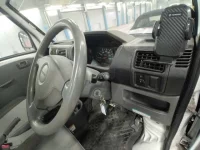 Nissan CLIPPER TRUCK лот № 240 оценка 3.5  с аукциона в Японии 6