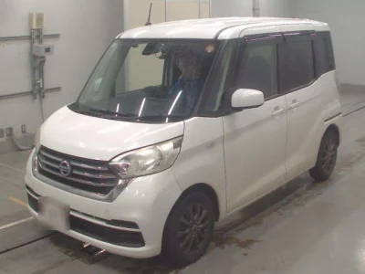 Nissan Dayz Roox