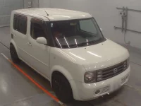 Nissan CUBECUBIC лот № 10093 оценка 3.5  с аукциона в Японии 4