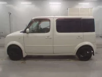 Nissan CUBECUBIC лот № 10093 оценка 3.5  с аукциона в Японии 3