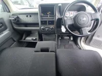 Nissan CUBE лот № 30004 оценка 3  с аукциона в Японии 8